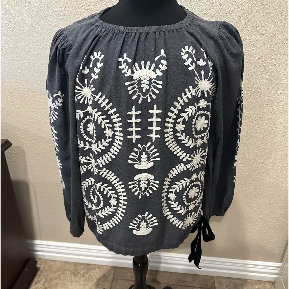 Ivy Jane long sleeve top